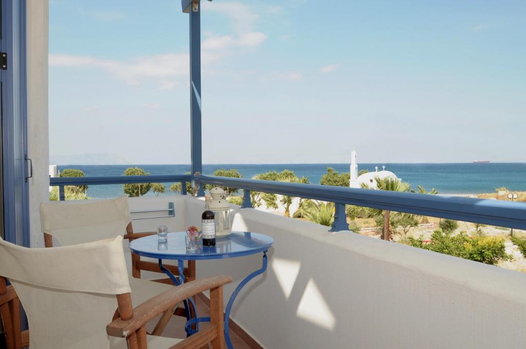 Kythera Golden Sun Agia Pelagia  エクステリア 写真